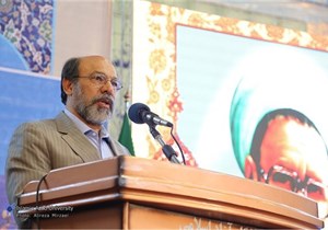 برنامه‌های ویژه دانشگاه آزاد اسلامی برای تکریم اساتید / معیار فضیلت انسان، علم و دانش است